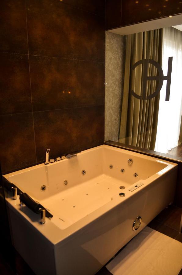 Hotel Cami Дебар Экстерьер фото