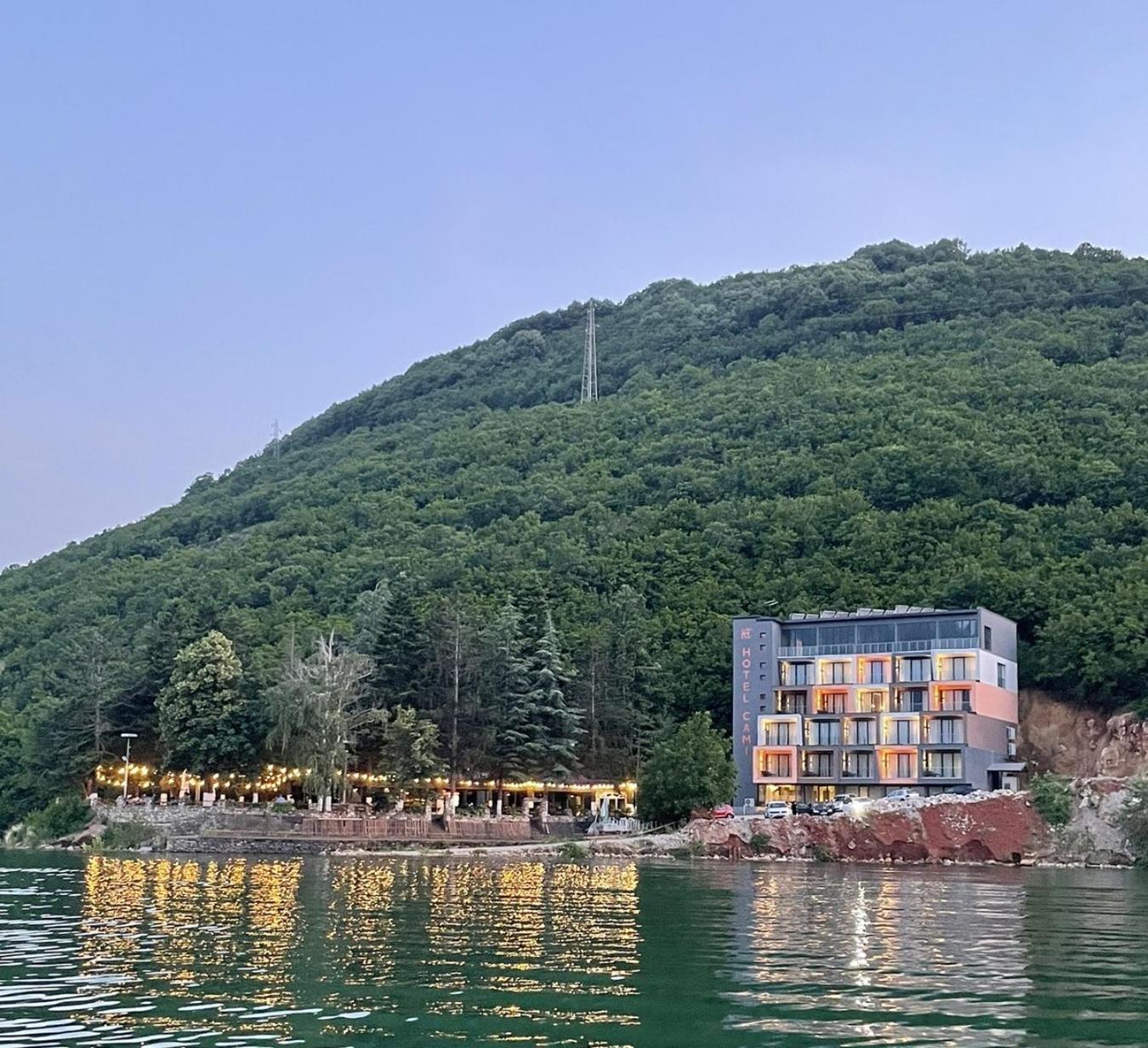 Hotel Cami Дебар Экстерьер фото